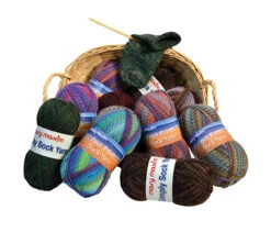 Sock Yarn Mystery Box -Clover Store 20043b 1