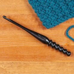 Ebony Wood Crochet Hooks -Clover Store 634J