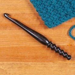 Ebony Wood Crochet Hooks -Clover Store 634N