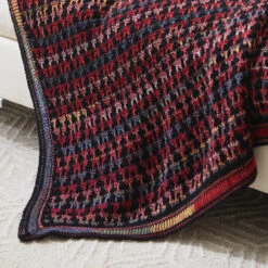 Into The Matrix Throw -Clover Store 95561e