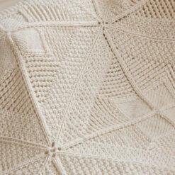 Lace Blocks Throw -Clover Store AKP MM Aran 039