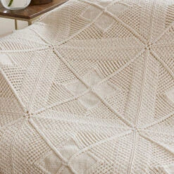 Lace Blocks Throw -Clover Store AKP MM Aran 040