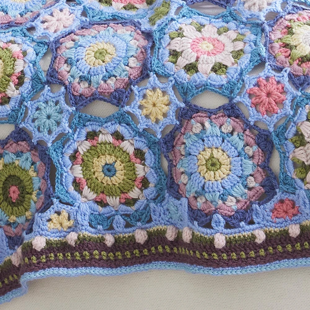 Summer Palace Throw 5 Summer Palace Throw - Image 5