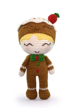 Gingerbread Man Amigurumi Kit