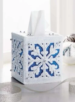 Snowy Winter Plastic Canvas Tissue Box Cover