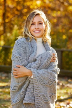 Spinning Ribbon Blanket 22 Spinning Ribbon Blanket -Clover Store m96324c