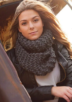 Claire's Cowl