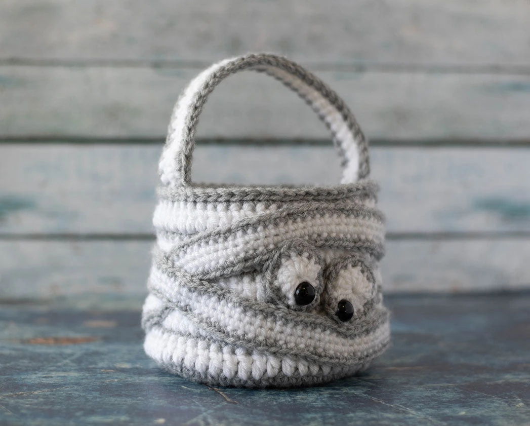 Mummy Bag Crochet Kit 2 Mummy Bag Crochet Kit - Image 2